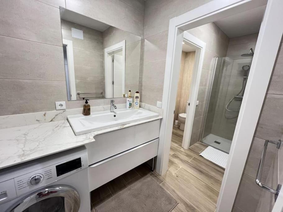 Living Colors Logrono Garaje Aire Wifi By Apartamentos Logroño Dış mekan fotoğraf
